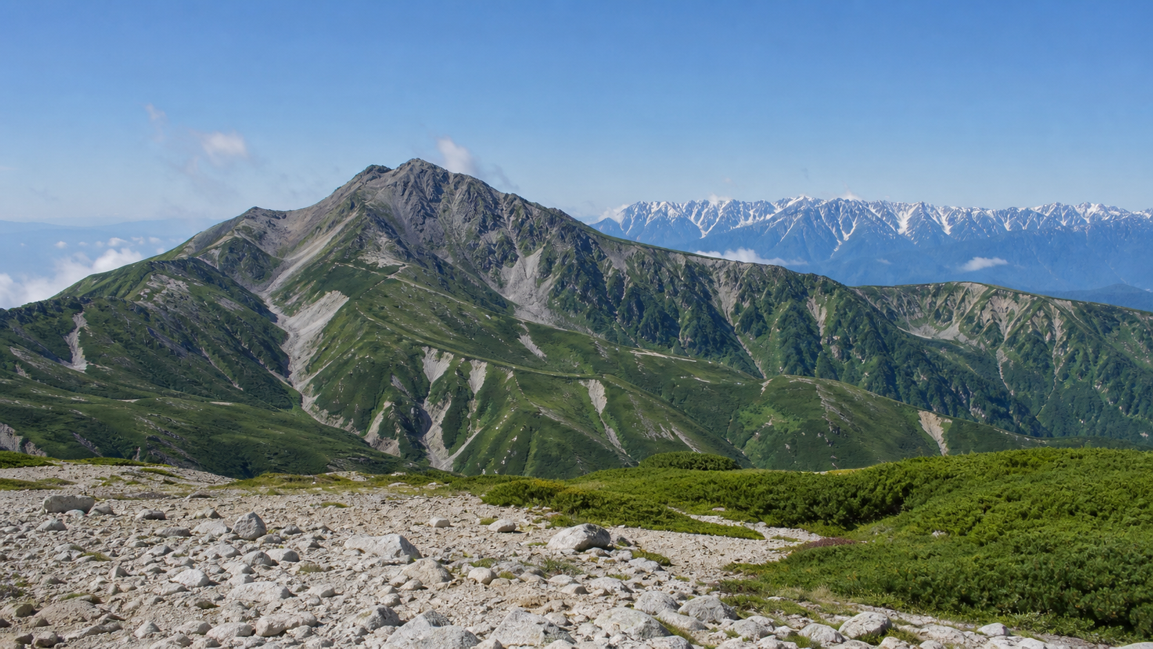 室堂高原から立山をイメージした画像